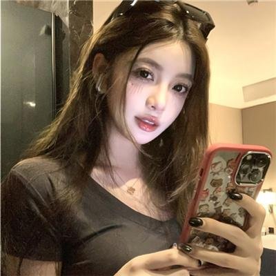 踉跄女孩